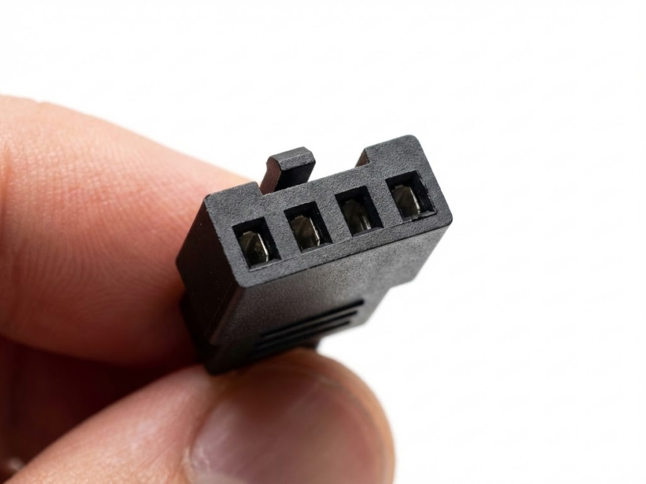 Close up of a 4-pin PWM fan connector essential for custom fan control.